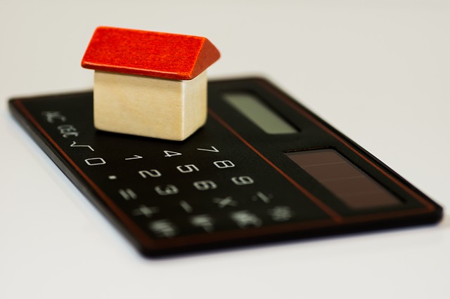 Determining the sum to charge tenants for the security deposit. 